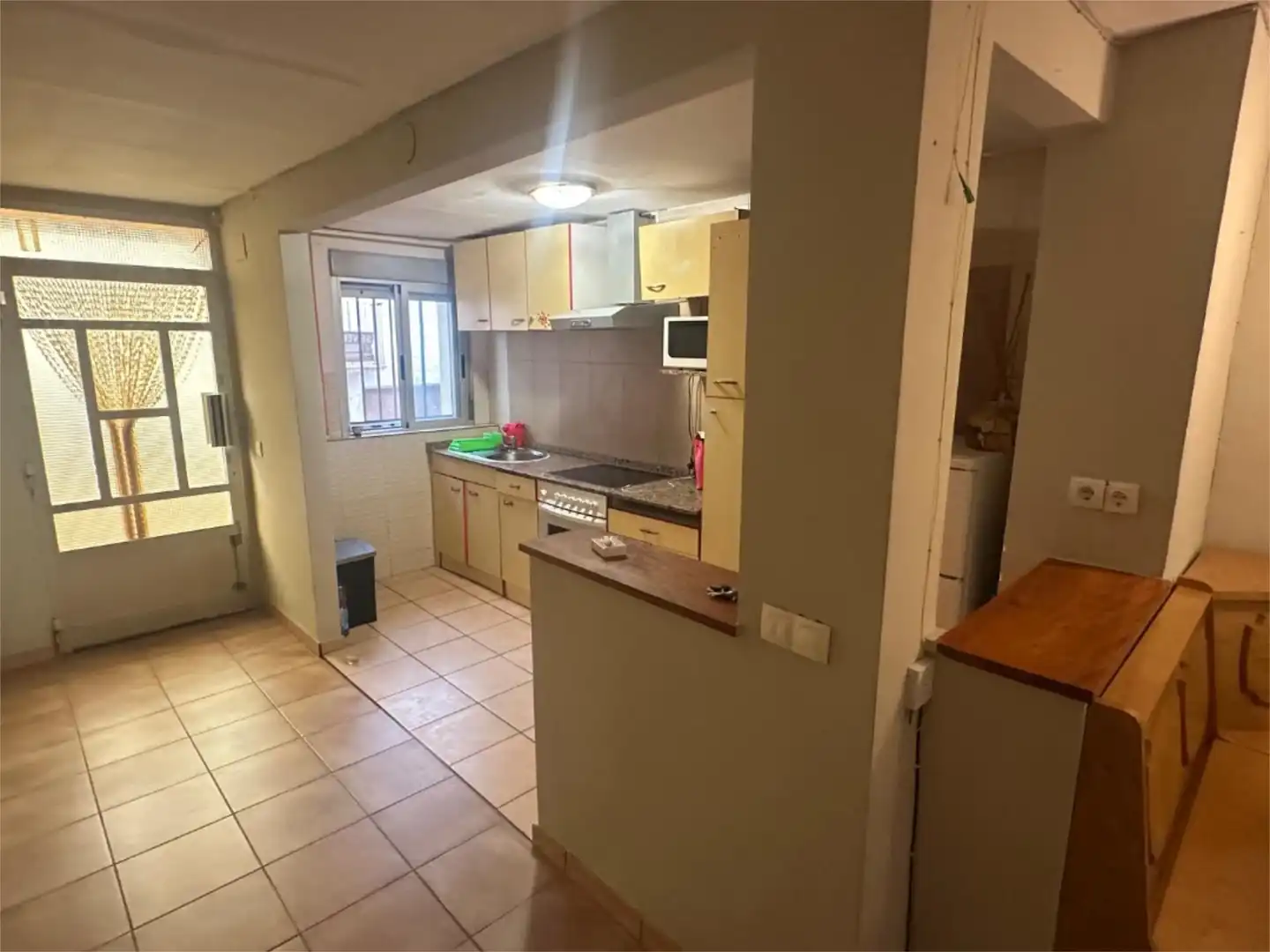 Cuina de Pis en venda en Aguaviva amb Calefacció, Terrassa i Moblat
