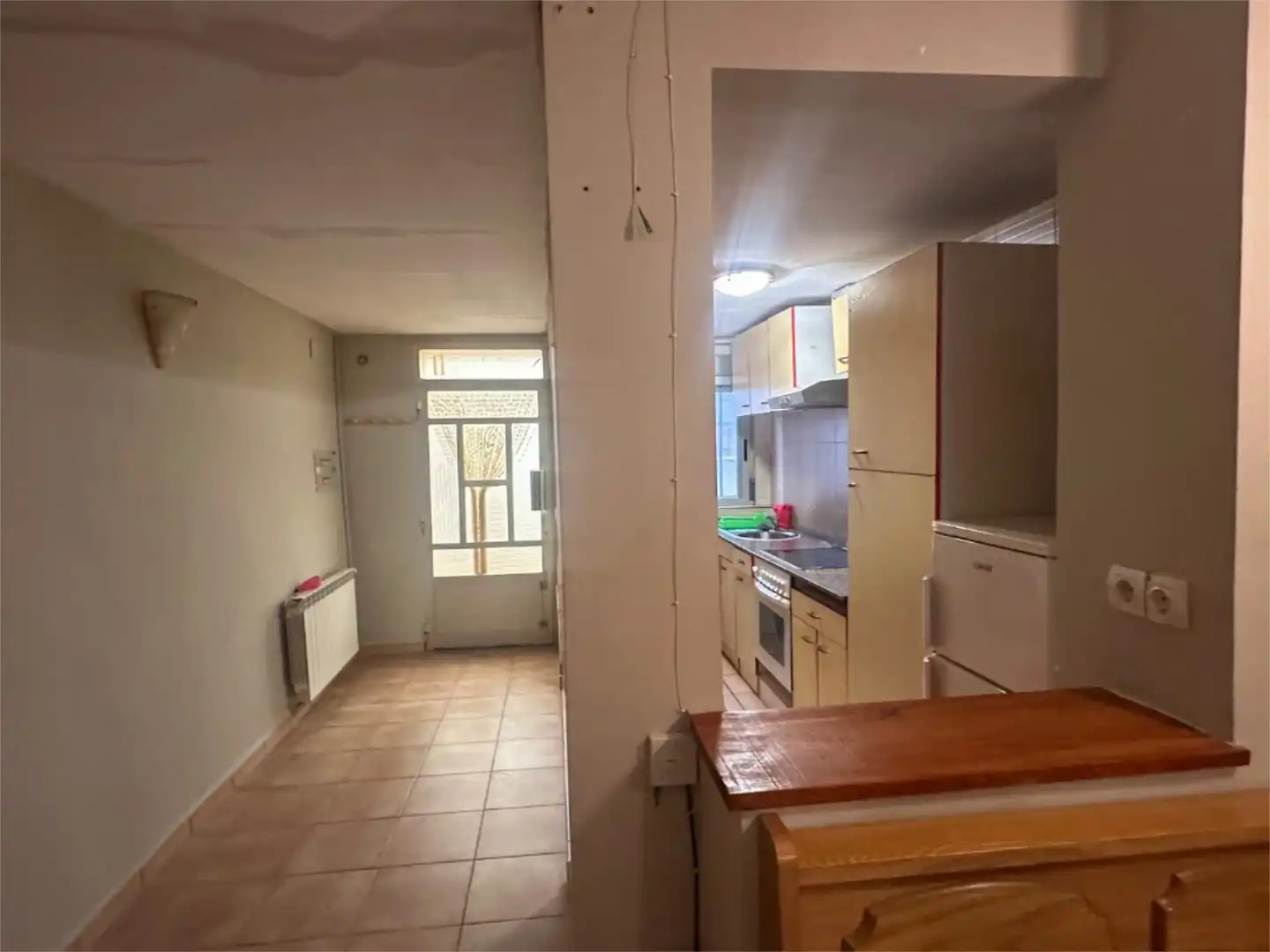 Cuina de Pis en venda en Aguaviva amb Calefacció, Terrassa i Moblat