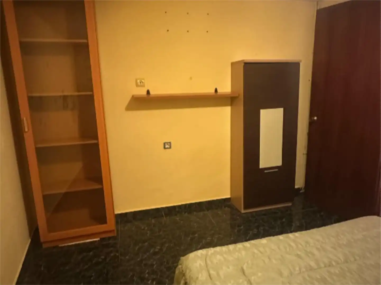 Dormitori de Pis en venda en Aguaviva amb Calefacció, Terrassa i Moblat