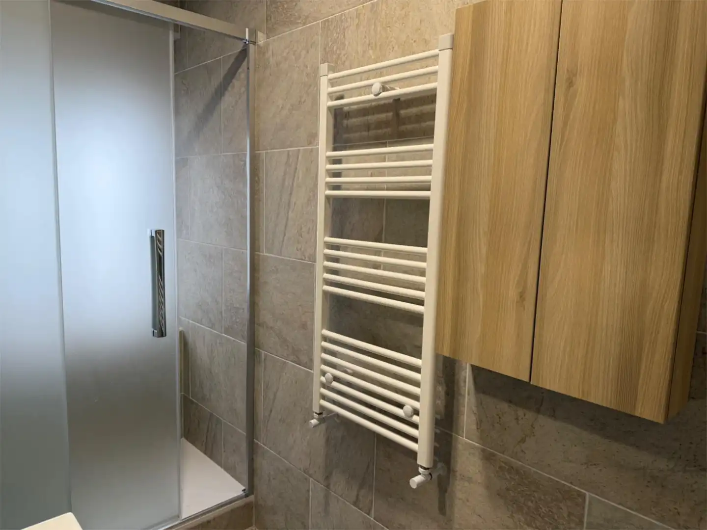 Bathroom of Flat for rent in Ciudad Real  with Air Conditioner, Heating and Storage room