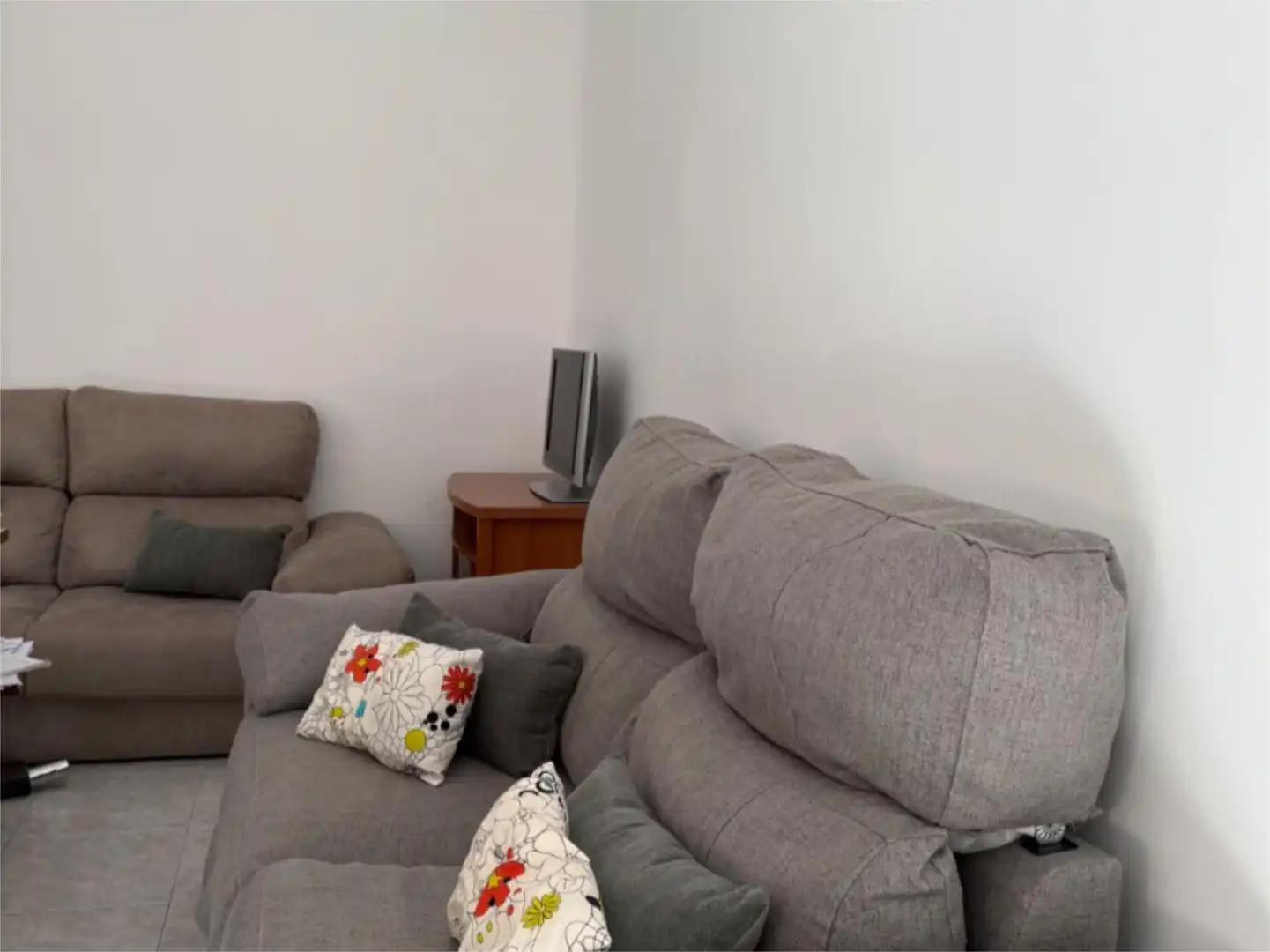 Living room of Flat for rent in Ciudad Real  with Air Conditioner, Heating and Storage room