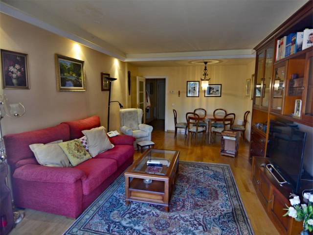 Piso en Venta en Calle Vía del Berrocal, 47 en Iglesia - Estación