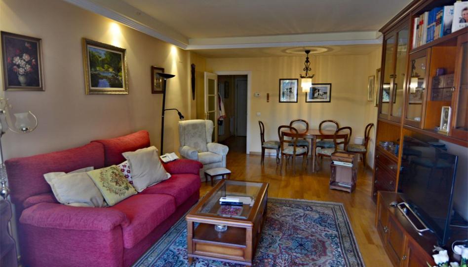 Photo 1 of Flat for sale in Calle Vía del Berrocal, 47, Iglesia - Estación, Madrid