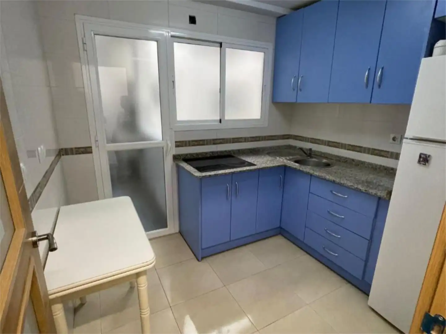 Wohnung zur Miete in Calle Llano Amarillo, 8, Los Ángeles - Cruz de Caravaca Küche von Wohnung zur Miete in Almería mit Terrasse und Möbliert