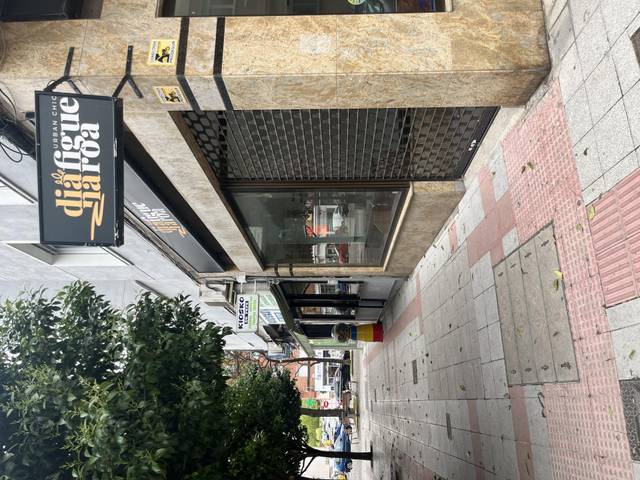 Local comercial en Alquiler en Avenida de Federico Anaya, 58 en Garrido Norte