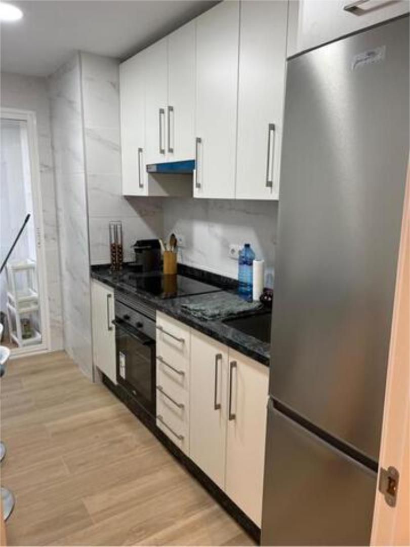 Cuina de Pis de lloguer en Mérida amb Terrassa i Moblat