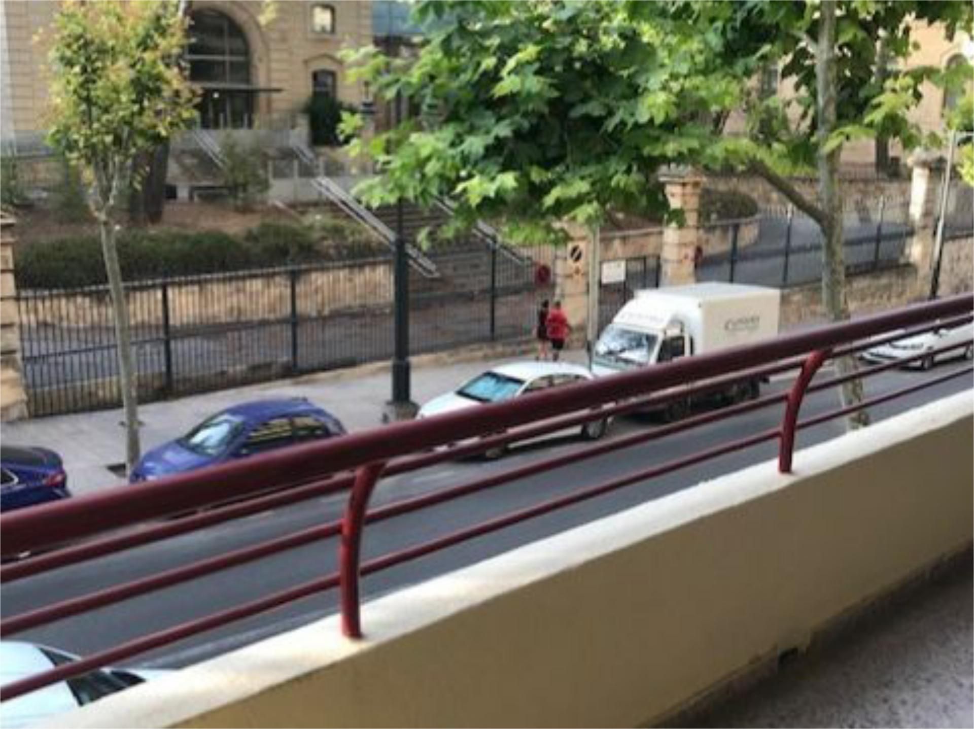 Vista exterior de Pis de lloguer en Alcoy / Alcoi amb Calefacció, Moblat i Balcó