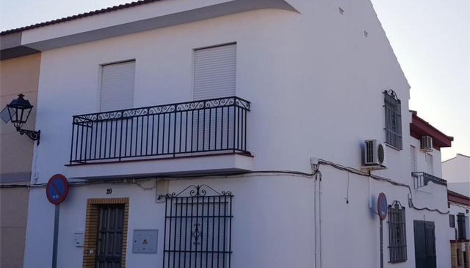 Pis en venda a Calle Pablo Neruda, 20, Umbrete, Sevilla - imatge 1 Foto 1 de Pis en venda a Calle Pablo Neruda, 20, Umbrete, Sevilla