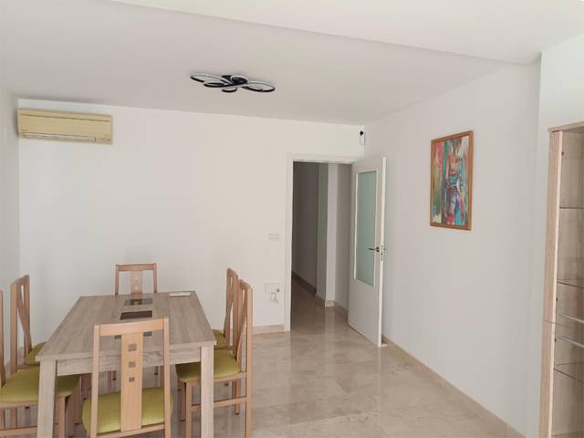 Piso en Alquiler en Carrer de Sabin i Salk, 10 en Oliva pueblo