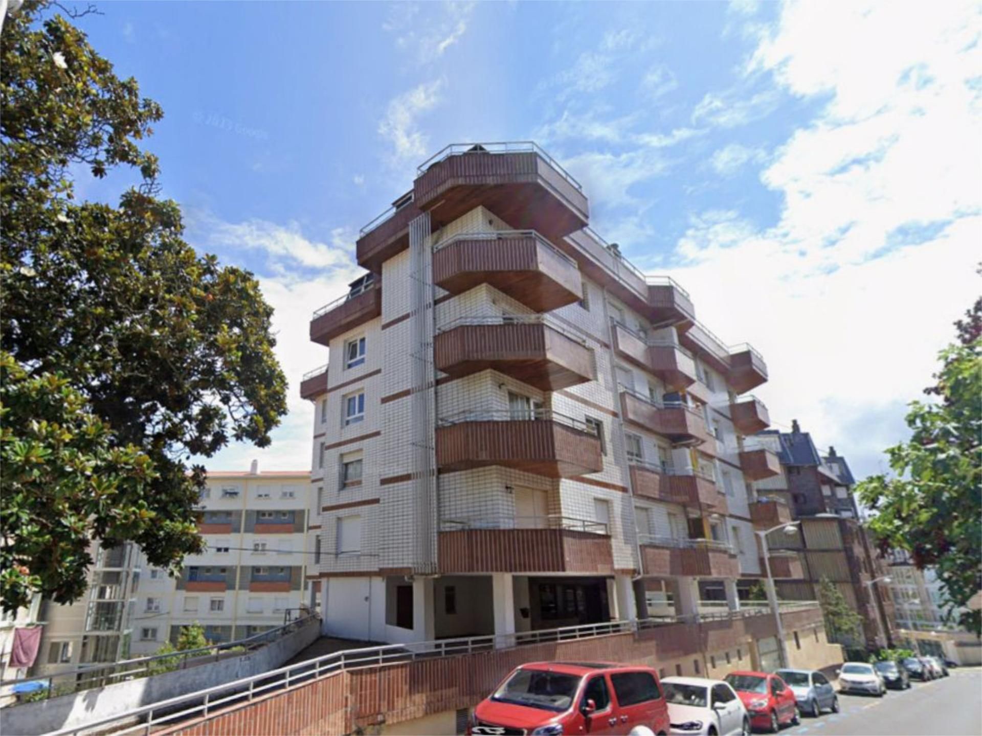 Exterior view of Flat to rent in Castro-Urdiales