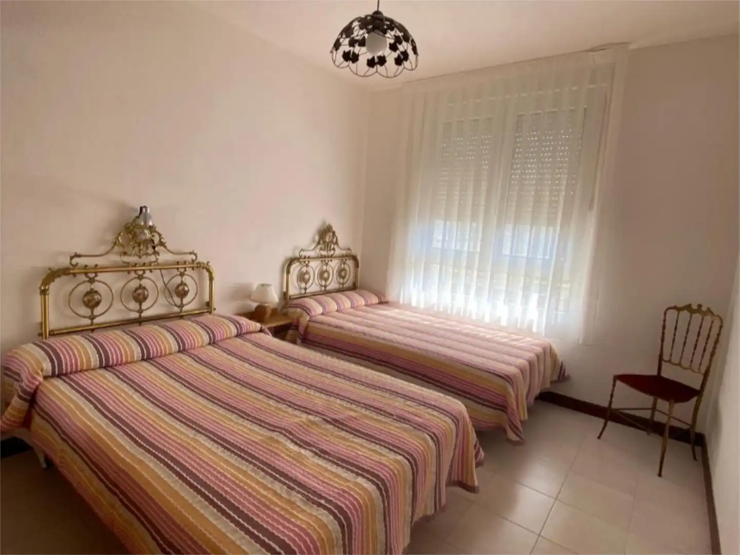 Apartamento en venta en Avenida Benedicto Ruiz, 709, Ajo Habitación de Apartamento en venta en Bareyo con Piscina, Amueblado y Parking comunitario