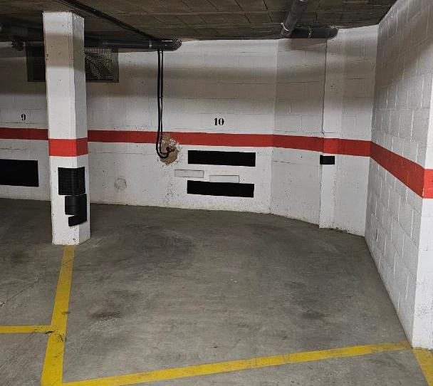 Foto 1 de Garatge en venda a C-230a, 90, Albatàrrec, Lleida