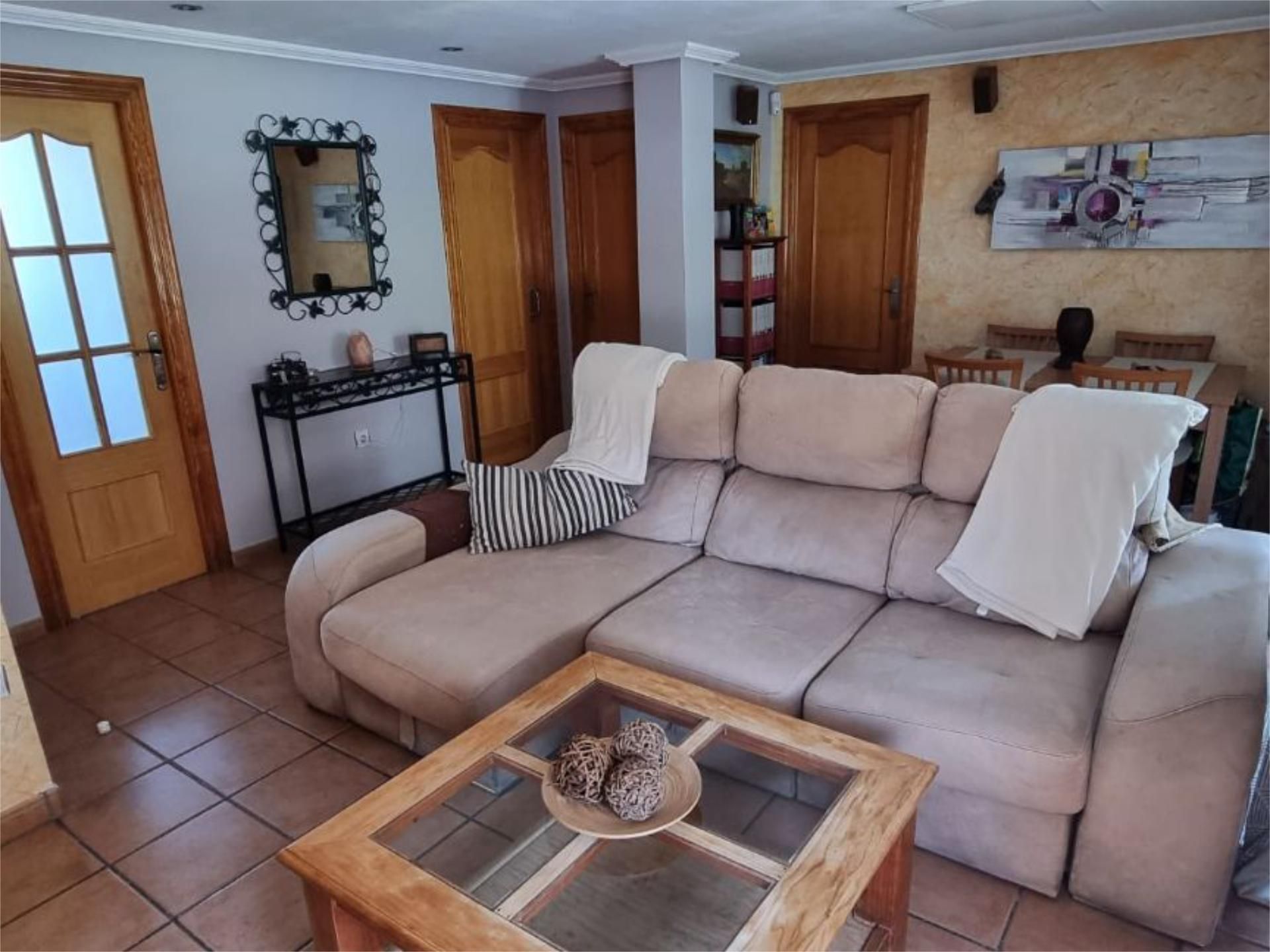 Sala de estar de Piso en venta en San Vicente del Raspeig / Sant Vicent del Raspeig con Aire acondicionado, Trastero y Parking comunitario