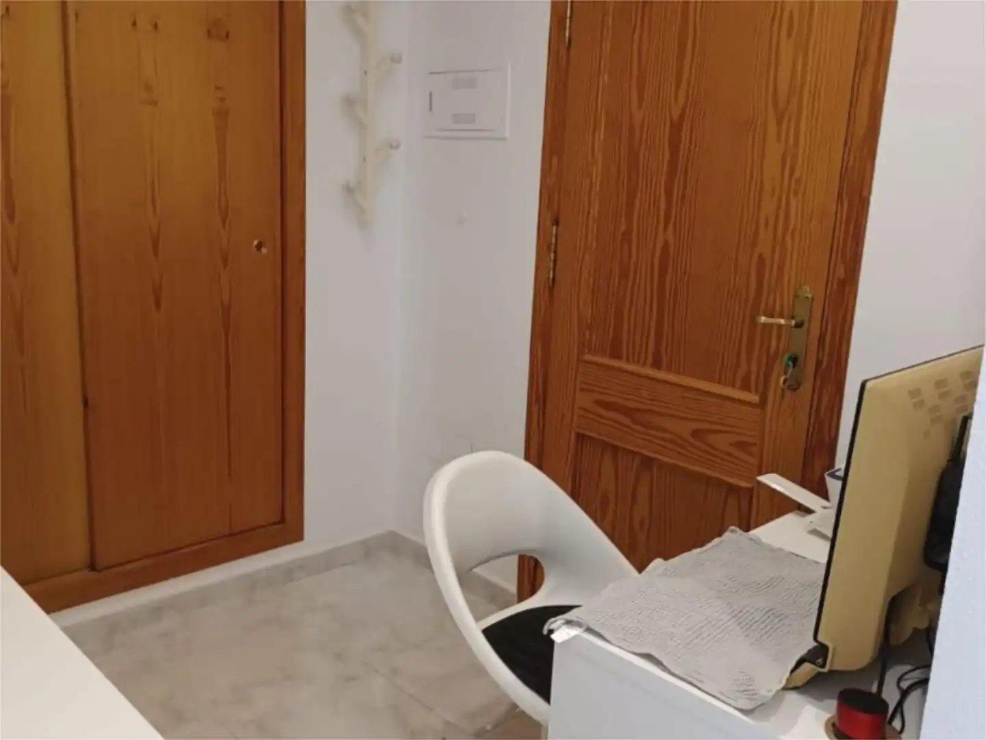 Habitación de Piso en venta en Torrevieja con Jardín privado, Terraza y Piscina