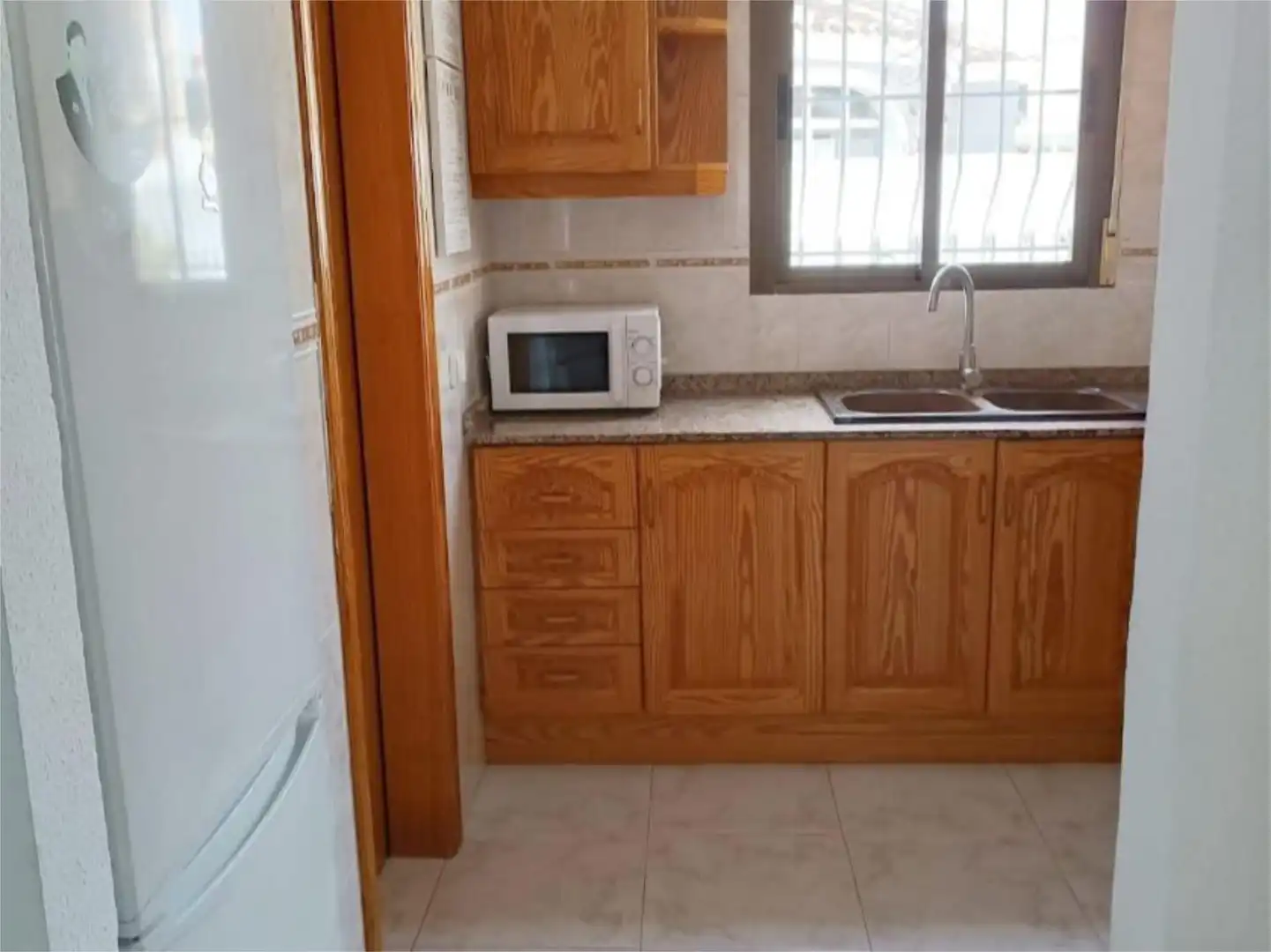 Cocina de Piso en venta en Torrevieja con Jardín privado, Terraza y Piscina