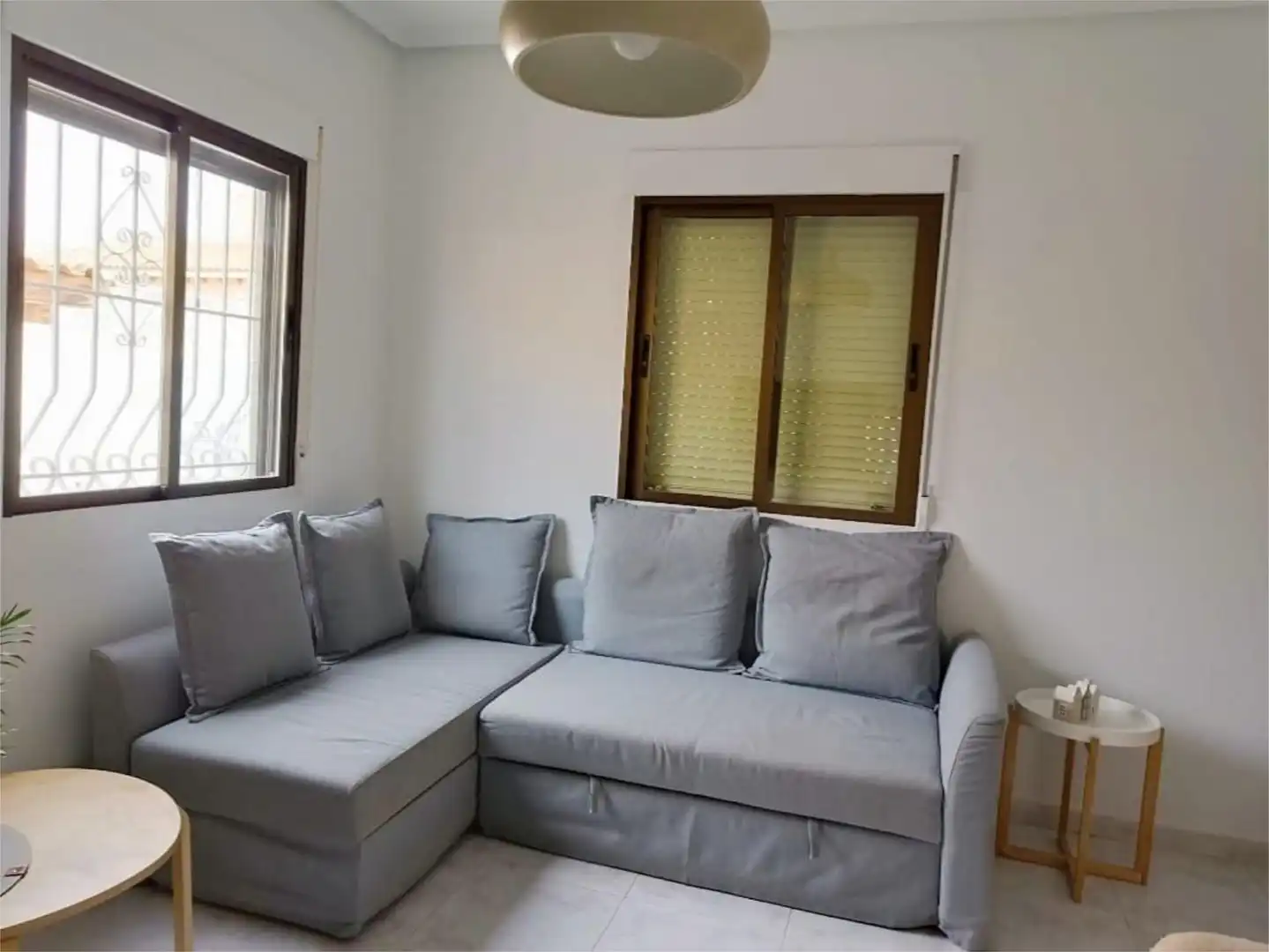 Sala de estar de Piso en venta en Torrevieja con Jardín privado, Terraza y Piscina