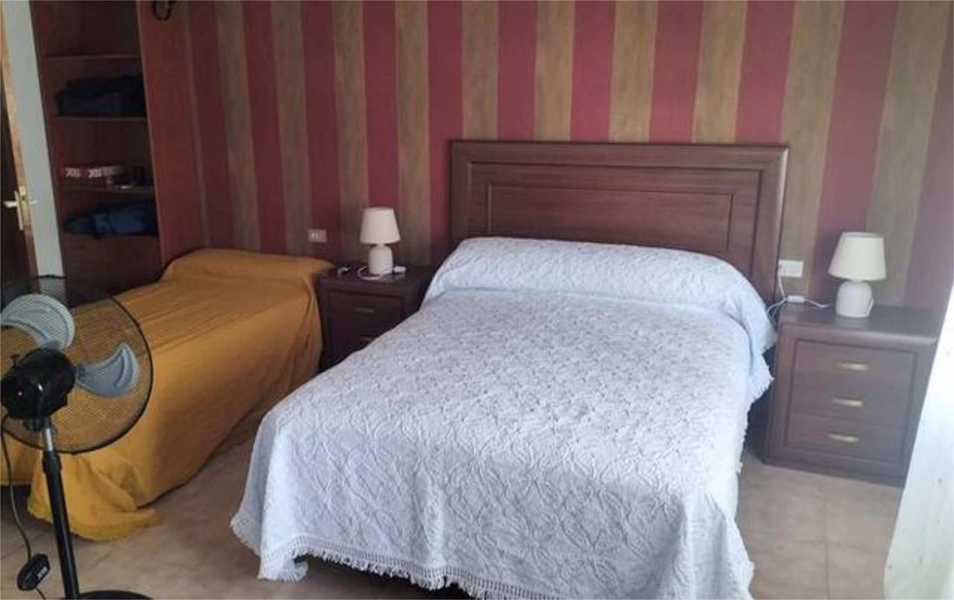 Bedroom of Study to rent in Vigo 
