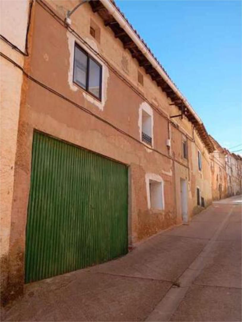 Vista exterior de Casa o xalet en venda en Campillo de Aragón amb Terrassa i Moblat