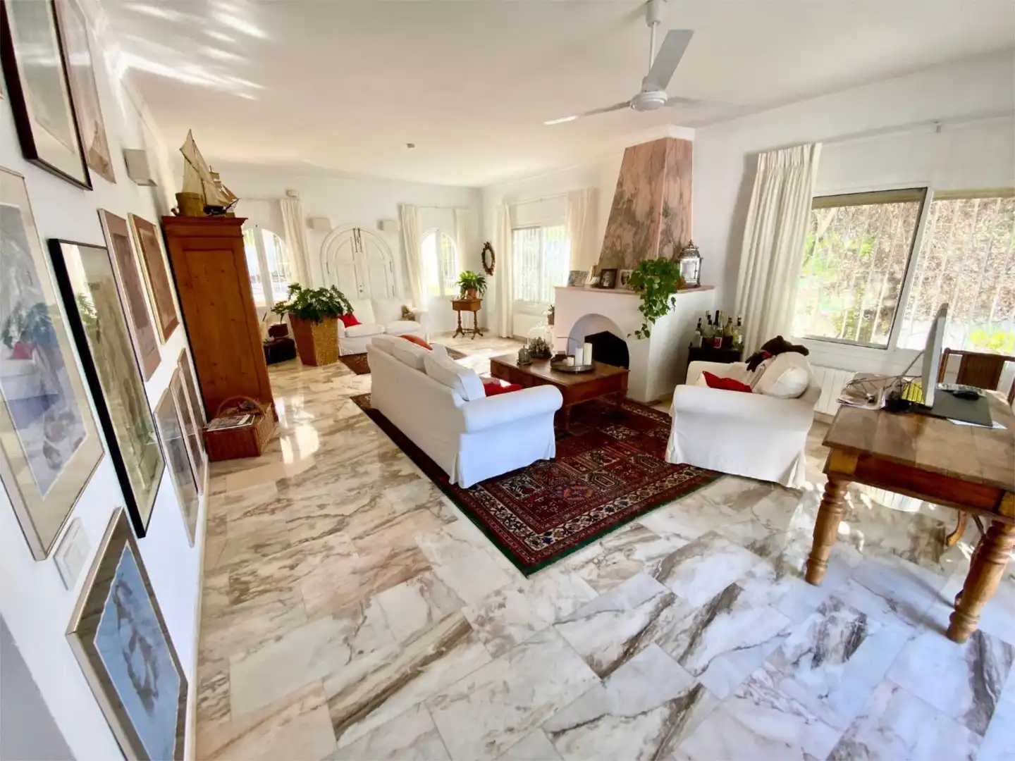Casa o chalet en venta en Centro Sala de estar de Casa o chalet en venta en Alhaurín El Grande con Calefacción, Jardín privado y Terraza