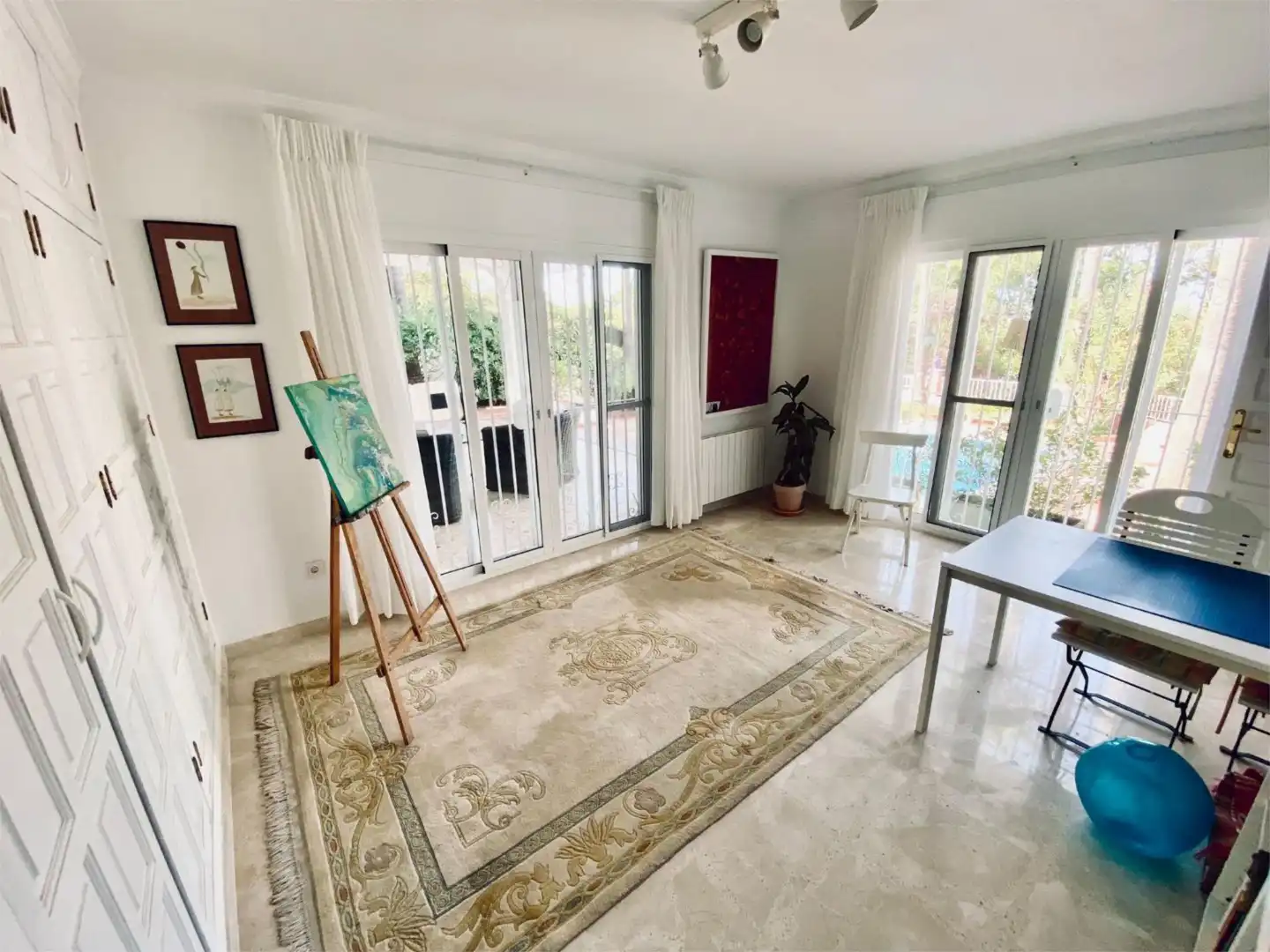 Casa o chalet en venta en Centro Sala de estar de Casa o chalet en venta en Alhaurín El Grande con Calefacción, Jardín privado y Terraza