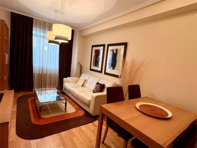 Piso en Venta en Calle Blasco Ibáñez, 9 en Villaquilambre