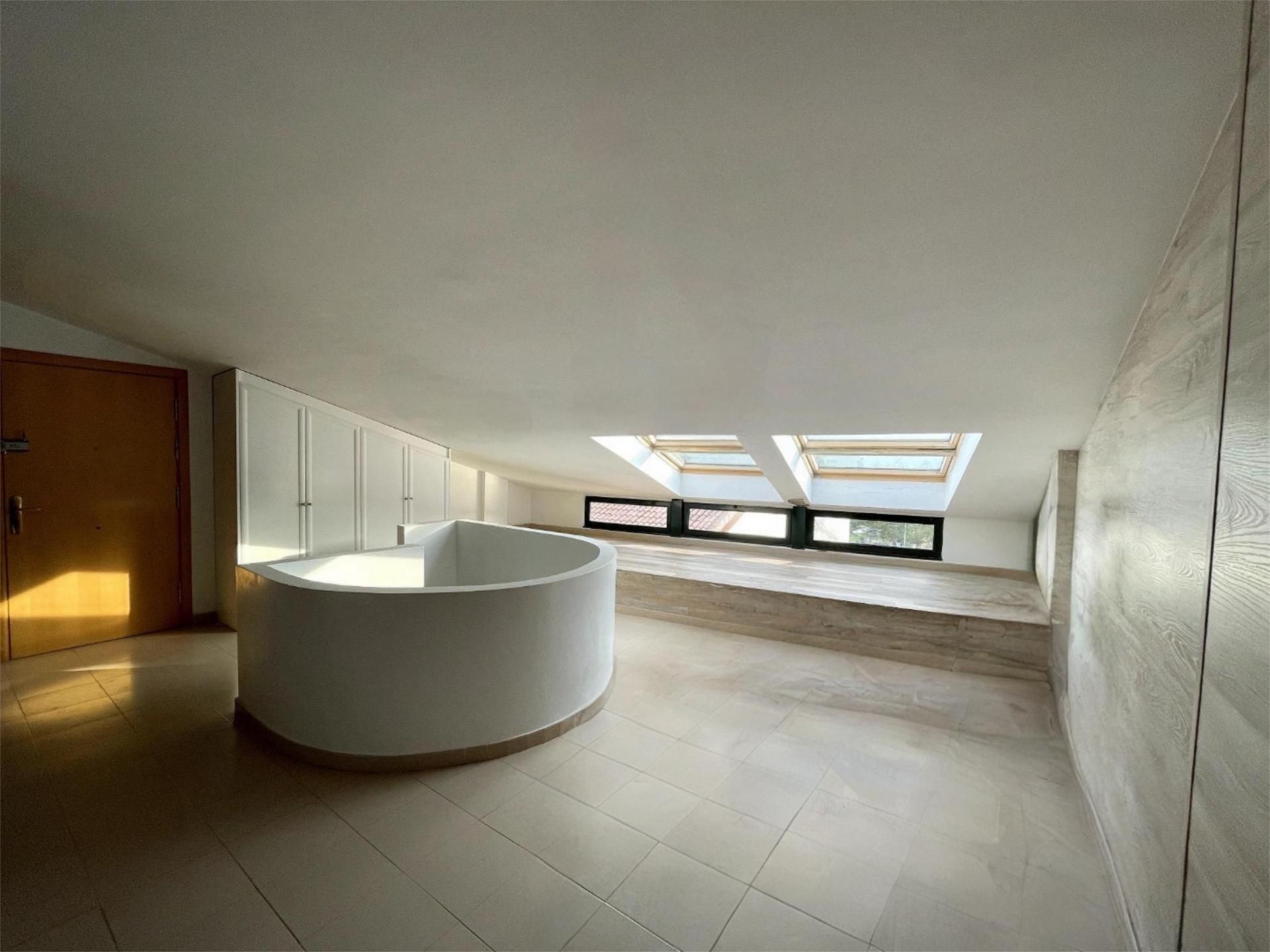 Baño de Piso en venta en Sant Pol de Mar con Aire acondicionado, Terraza y Piscina