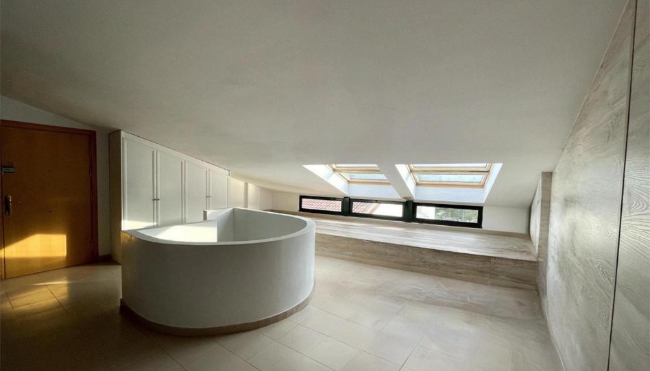 Flat for sale in N-2, 5, Centre, Barcelona - image 1 Photo 1 of Flat for sale in N-2, 5, Centre, Barcelona