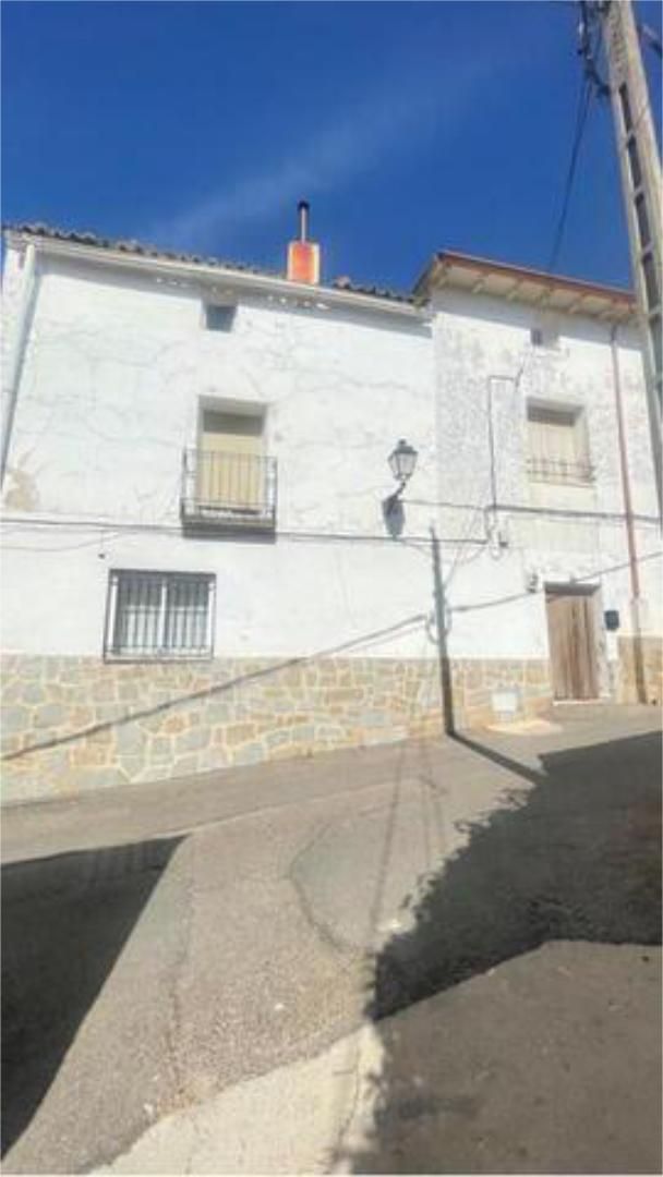 Exterior view of House or chalet for sale in Mazuecos  with Heating, Terrace and Storage room