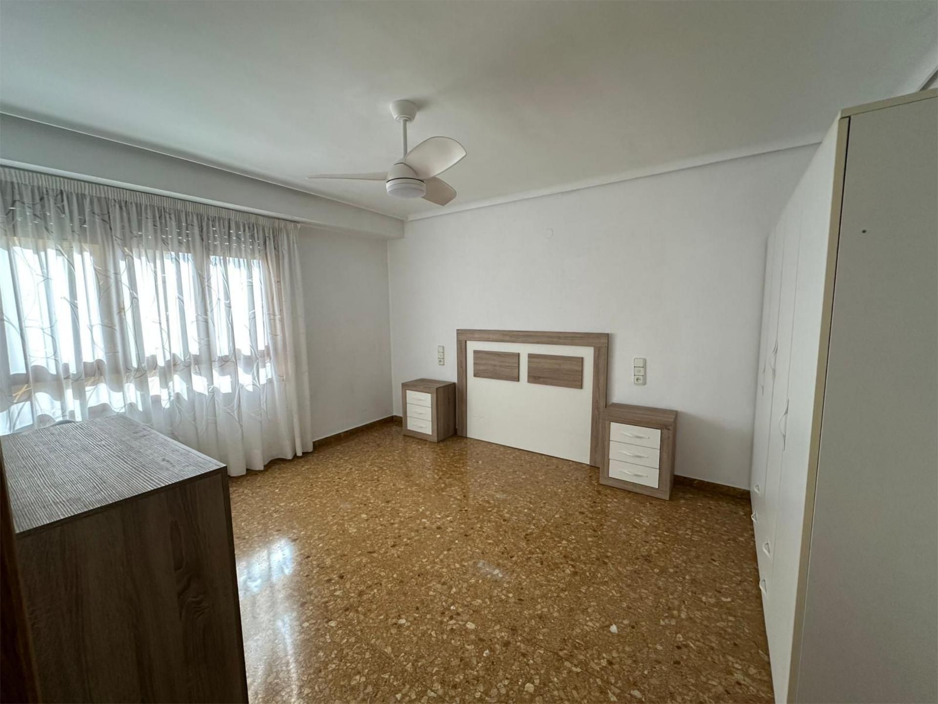 Bedroom of Flat to rent in Castellón de la Plana / Castelló de la Plana  with Heating and Furnished