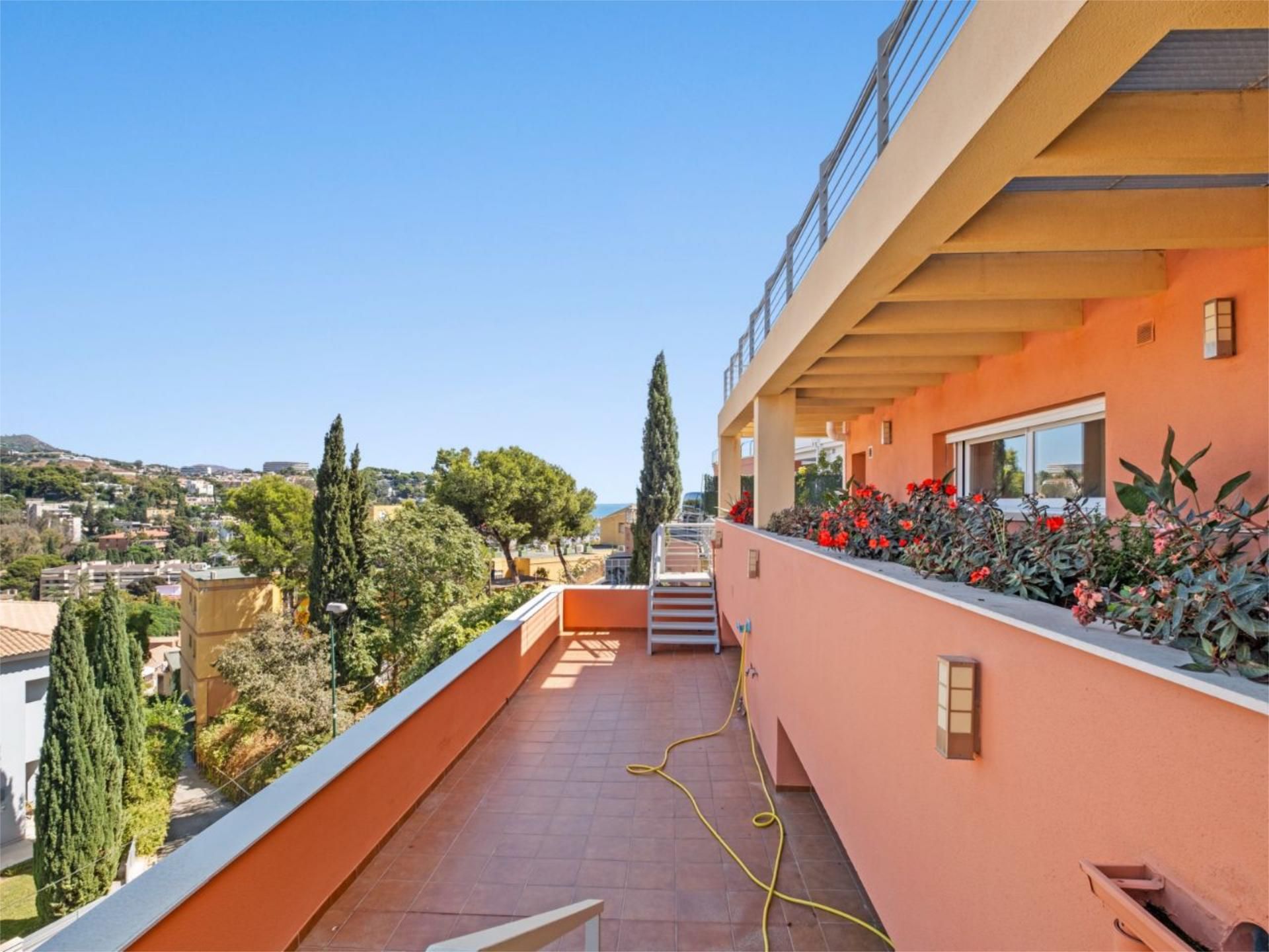 Vista exterior de Pis de lloguer en Málaga Capital amb Aire condicionat, Parquet i Terrassa