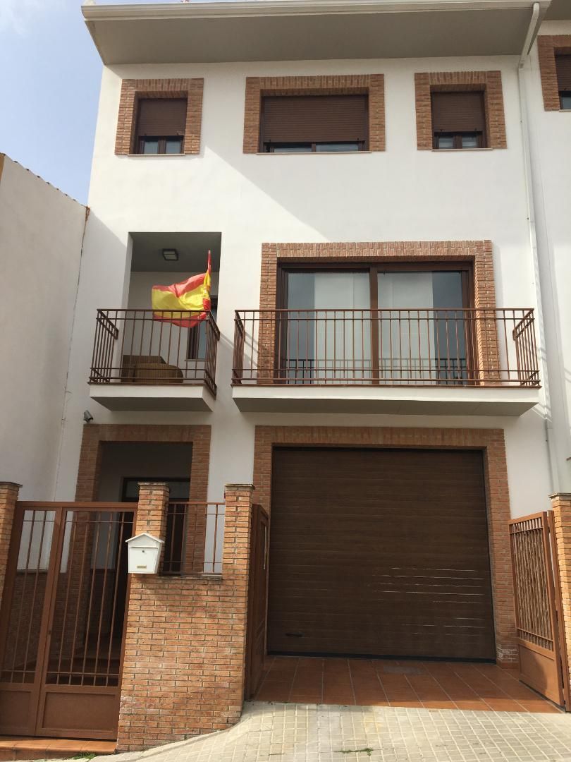 Terrassa de Casa adosada en venda en La Guardia de Jaén amb Aire condicionat