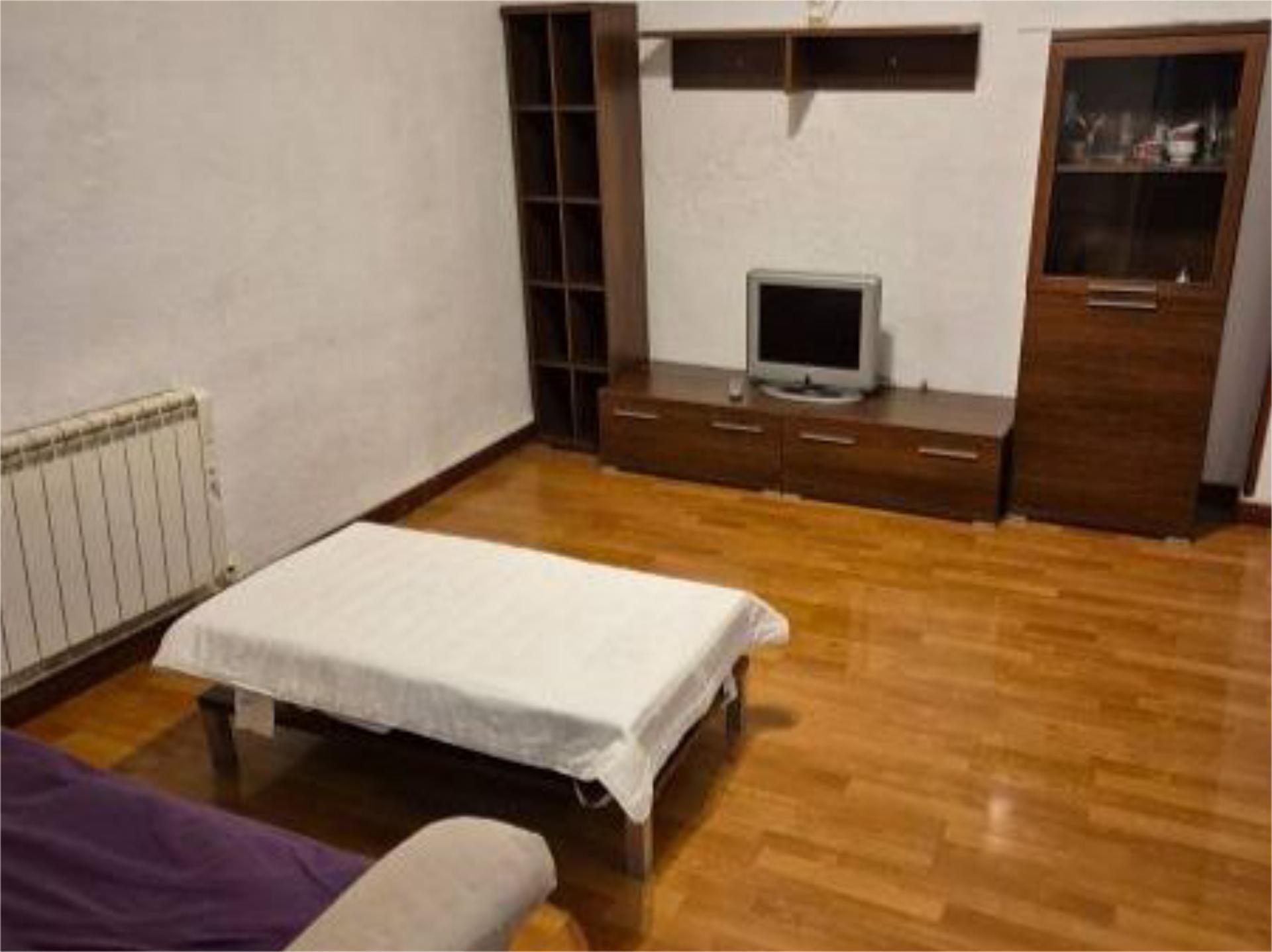 Flat for sale in Calle Dos de Mayo, 5, Centro Living room of Flat for sale in Ponferrada with Heating, Parquet flooring and Furnished