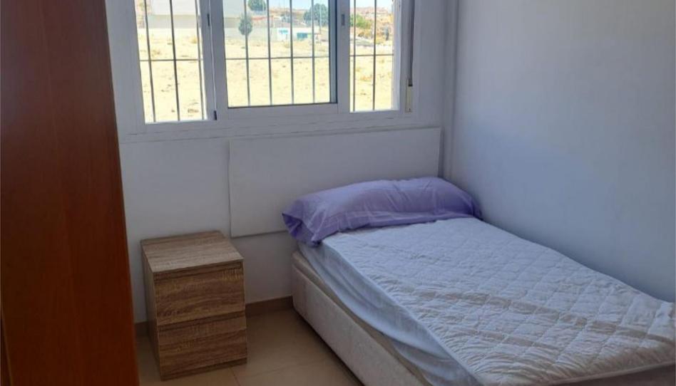 Photo 1 of Flat to share in Calle Poniente, 2, Viator, Almería