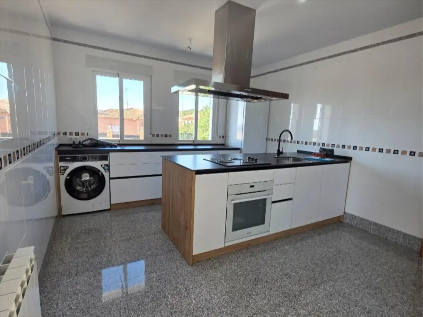 Houses for sale in Calle la Era, 8, Villa del Prado Kitchen of Houses for sale in Villa del Prado with Air Conditioner, Heating and Private garden
