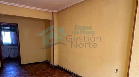 Foto 5 de Piso en venta en Calle Pilar del Amo, 4, Íscar, Valladolid