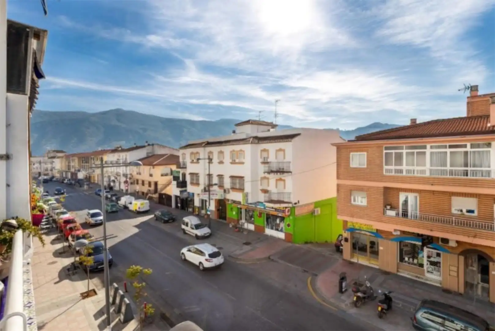 Dúplex en venta en Calle del Mediterraneo, Cenes de la Vega Vista exterior de Dúplex en venta en Cenes de la Vega con Aire acondicionado, Terraza y Trastero