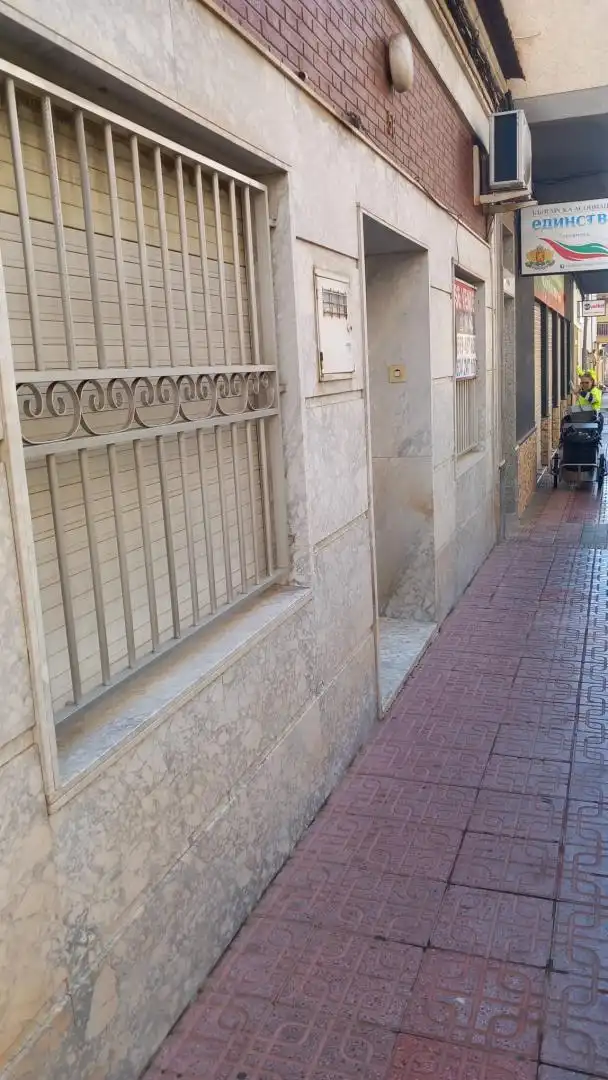 Vista exterior de Planta baja en venta en Torrevieja con Aire acondicionado