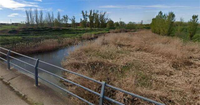 Casa-chalet en Venta en Pobladura de Valderaduey