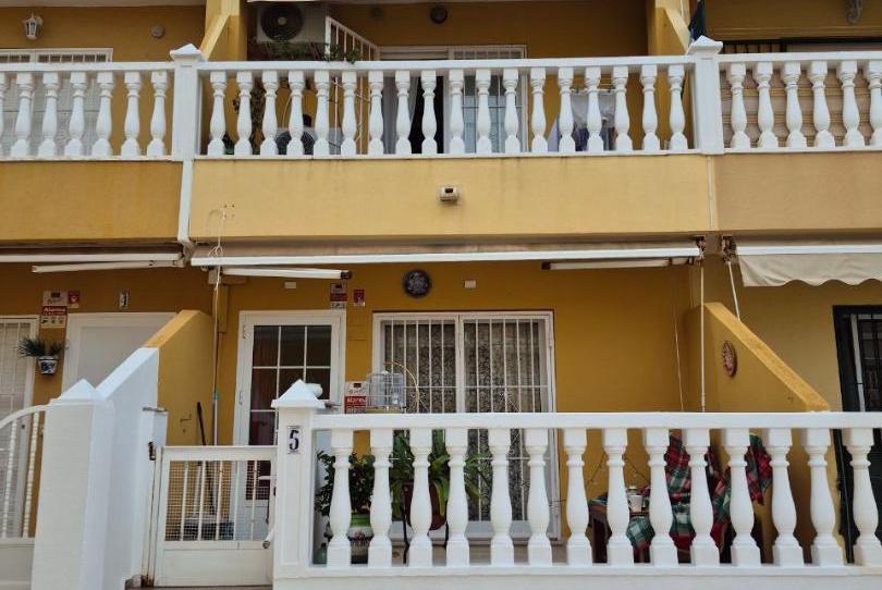 Foto 1 de Casa adosada en venda a Avenida de España, 57, Los Nietos, Murcia