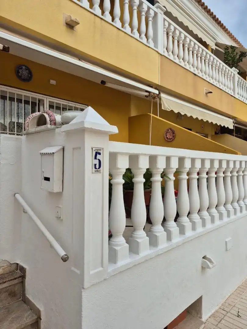 Casa adosada en venta en Avenida de España, 57, Los Nietos Terraza de Casa adosada en venta en Cartagena con Aire acondicionado, Terraza y Balcón
