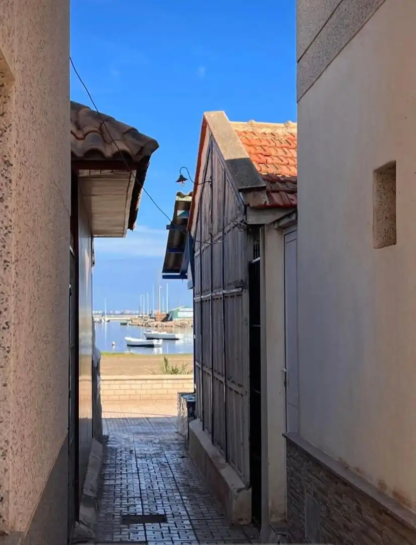 Casa adosada en venta en Avenida de España, 57, Los Nietos Vista exterior de Casa adosada en venta en Cartagena con Aire acondicionado, Terraza y Balcón