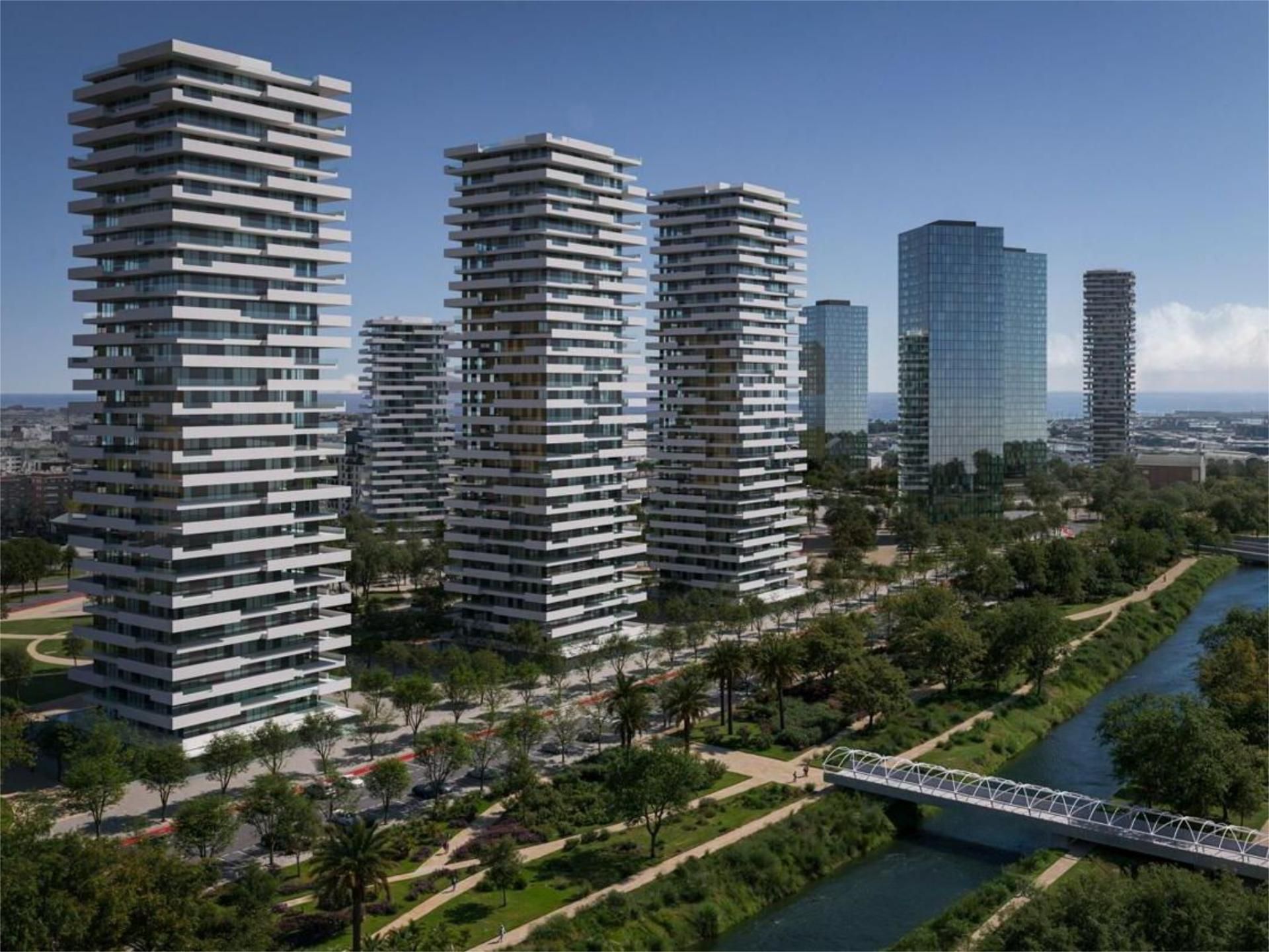 Exterior view of Flat for sale in  Valencia Capital  with Air Conditioner, Heating and Furnished