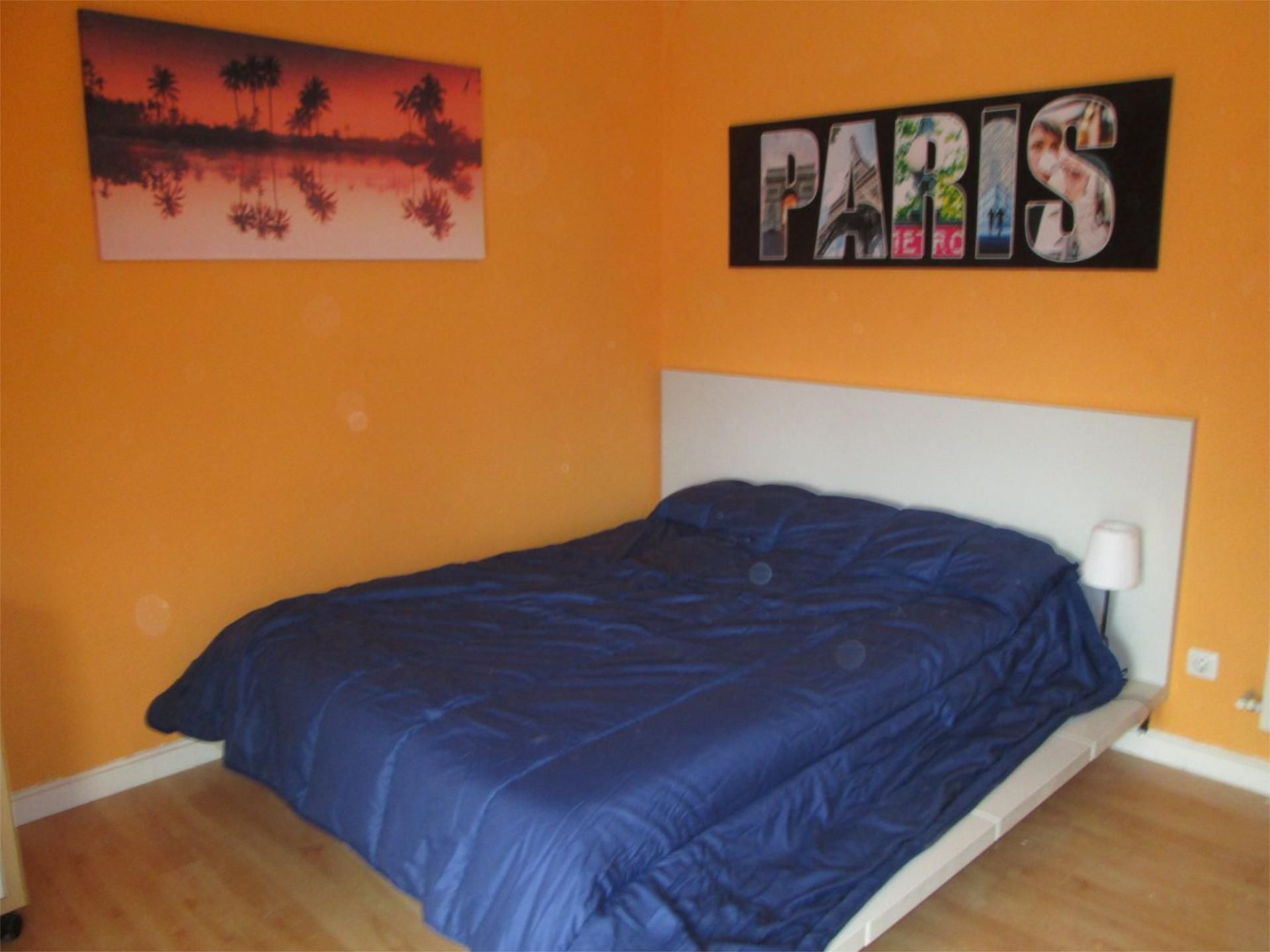 Bedroom of Flat to share in Pinto  with Air Conditioner, Heating and Parquet flooring