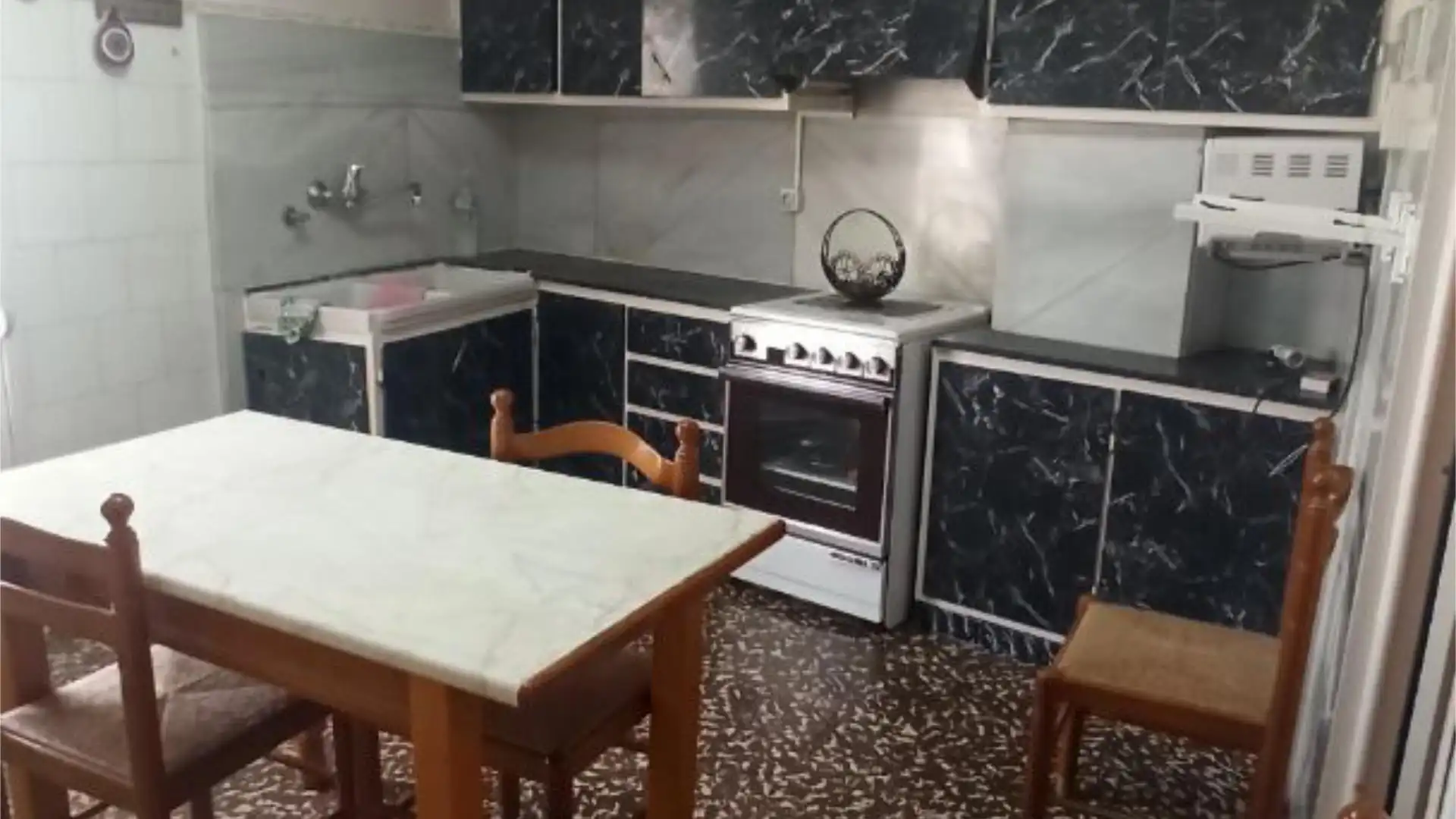 Flat for sale in Carrer Cor de Jesus Corazon de Jesus, 2, Crevillent Kitchen of Flat for sale in Crevillent with Air Conditioner