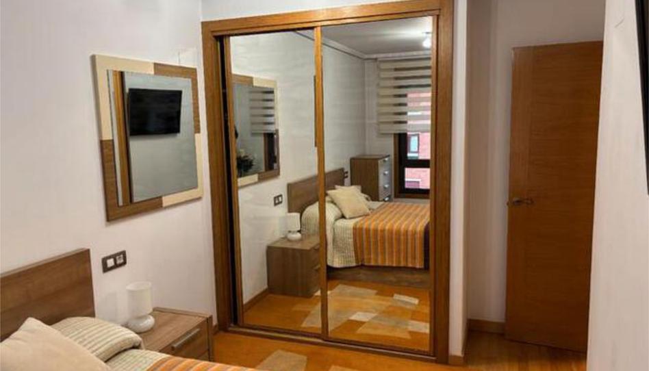 Foto 1 de Apartamento de alquiler en HUCA - La Cadellada, Asturias