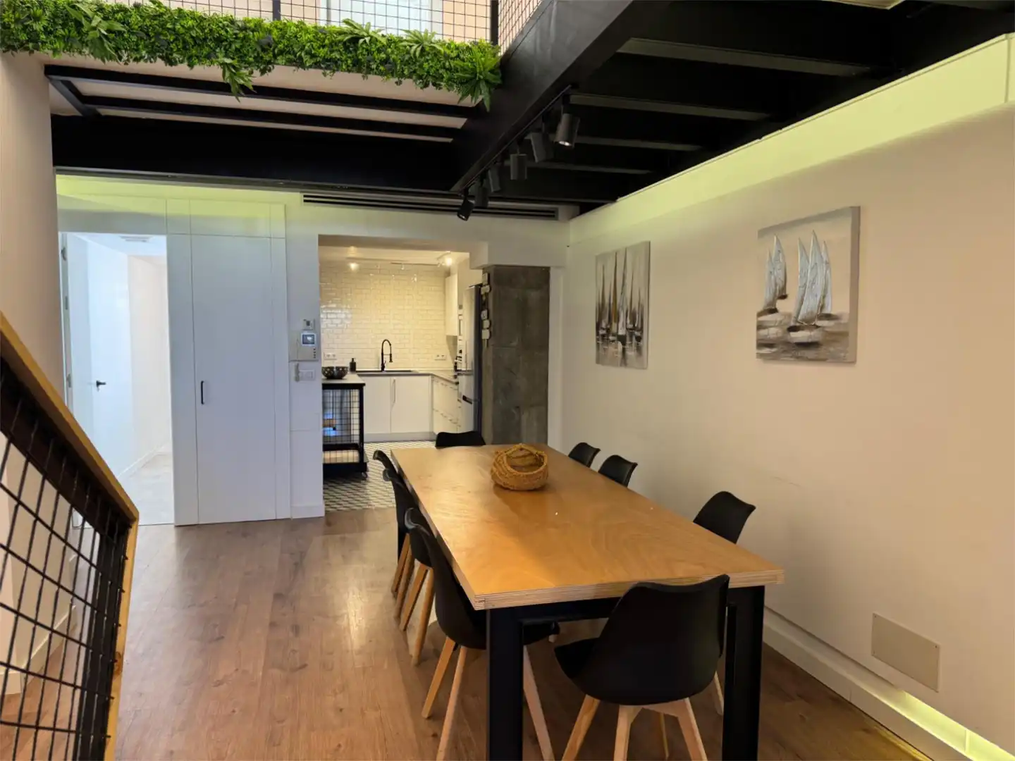 Flat for rent in Rúa Bailén, 5, Travesía de Vigo - San Xoán Dining room of Flat for rent in Vigo with Heating, Parquet flooring and Storage room