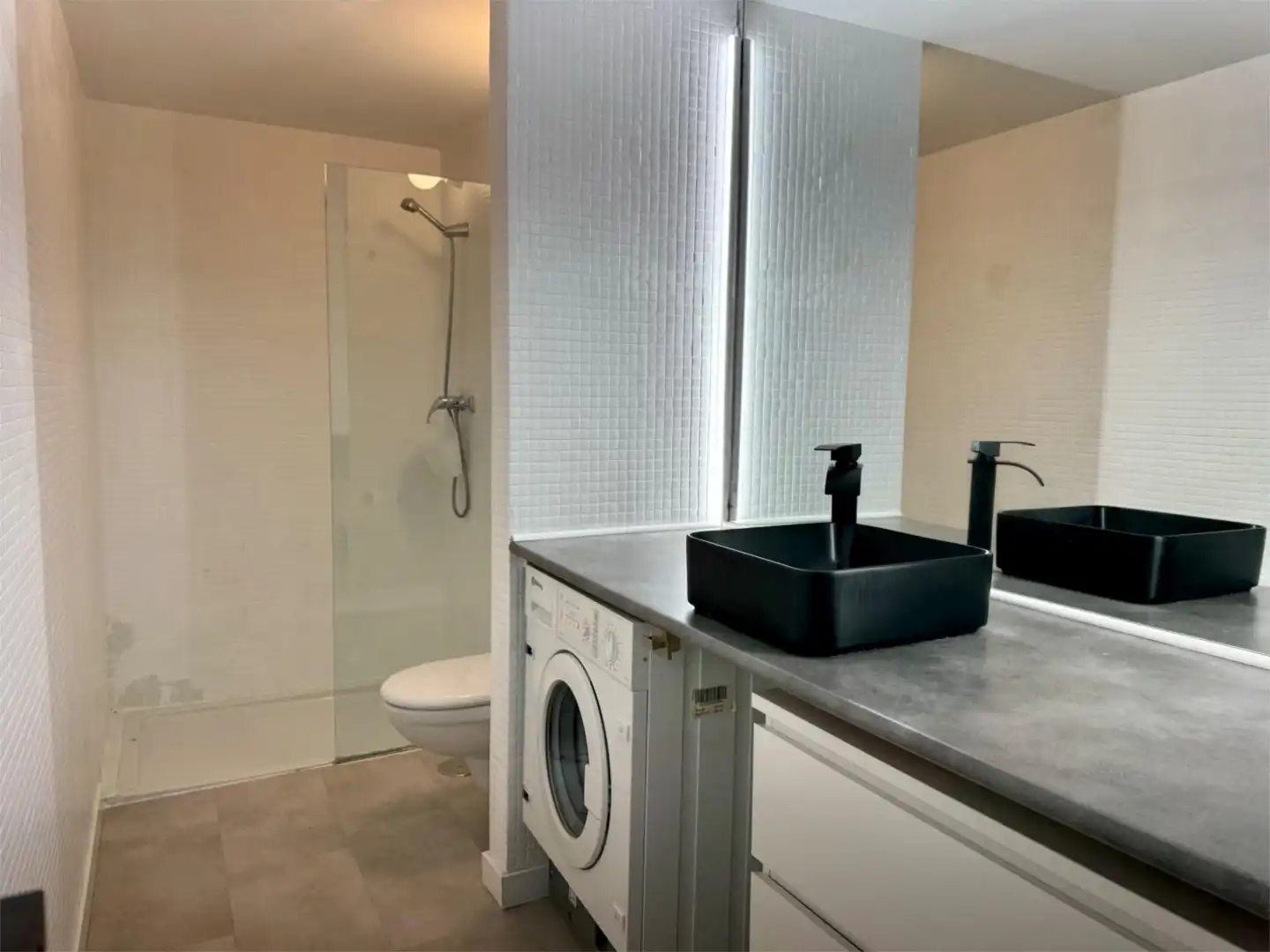 Flat for rent in Rúa Bailén, 5, Travesía de Vigo - San Xoán Bathroom of Flat for rent in Vigo with Heating, Parquet flooring and Storage room