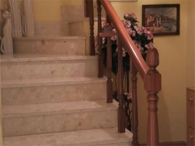 Casa adosada en Venta en Calle Butrón, 18 en Becerril de Campos