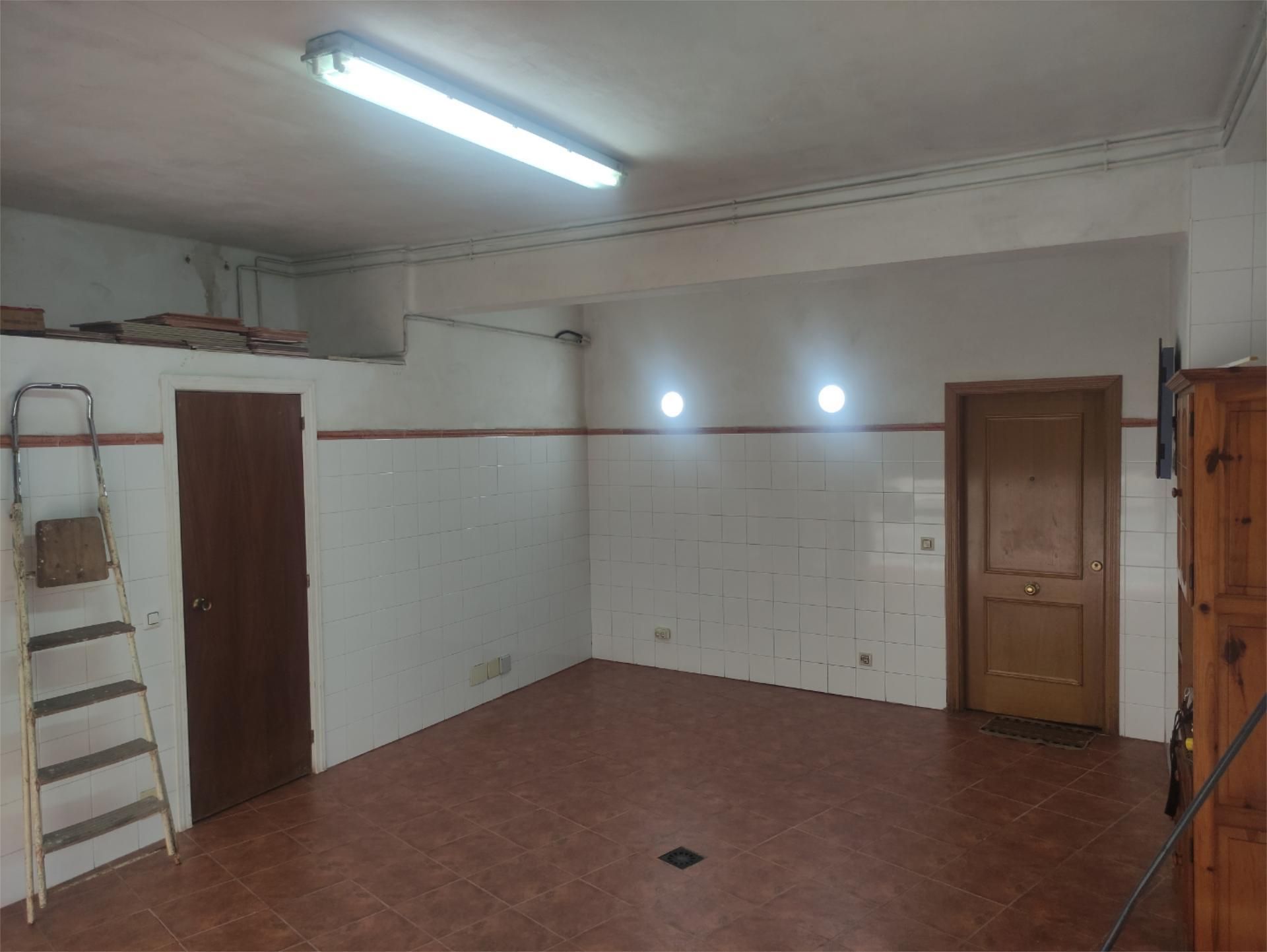 Premises to rent in  Valencia Capital
