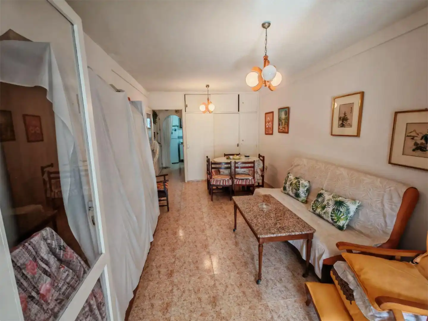 Dúplex en venta en Urbanización Calas Blancas, 1, Nueva Torrevieja Habitación de Dúplex en venta en Torrevieja con Terraza, Piscina y Amueblado